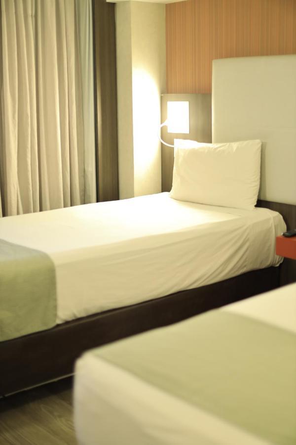 Esuites Hotel Recreio Shopping Rio de Janeiro Exterior foto